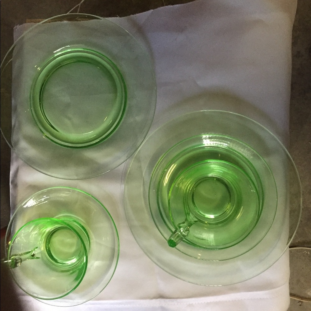 Depression Glass Luncheon Set